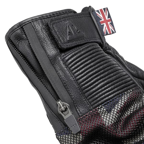 CLO_SS20__MGVS20116_MESH FLAG GLOVES_01-Mesh Flag Leather Motorcycle Gloves